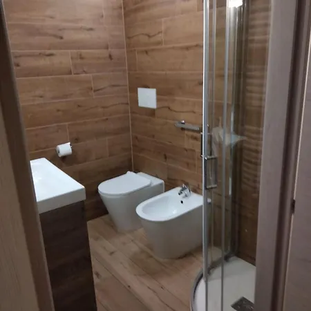 Piazza Nettuno Luxury Palace - By Bolognacentro Luxuryh Guest house