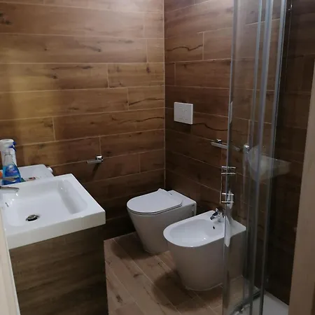 Piazza Nettuno Luxury Palace - By Bolognacentro Luxuryh