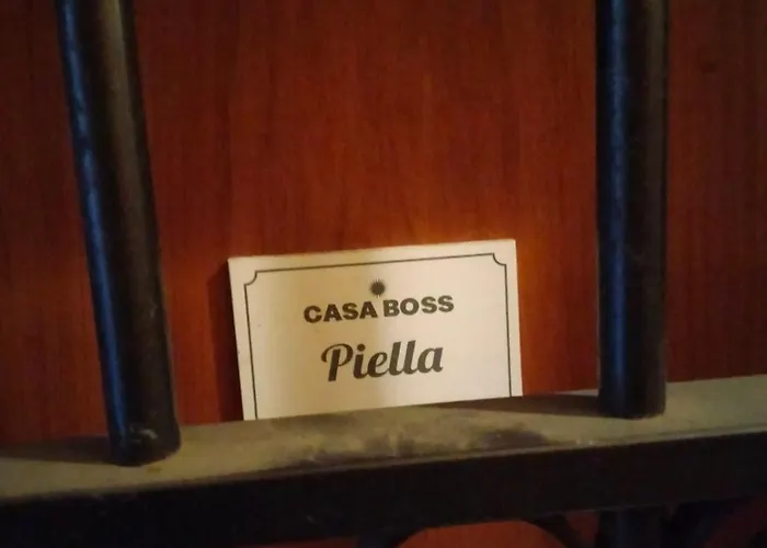 Piazza Nettuno Luxury Palace - By Bolognacentro Luxuryh * بولونيا